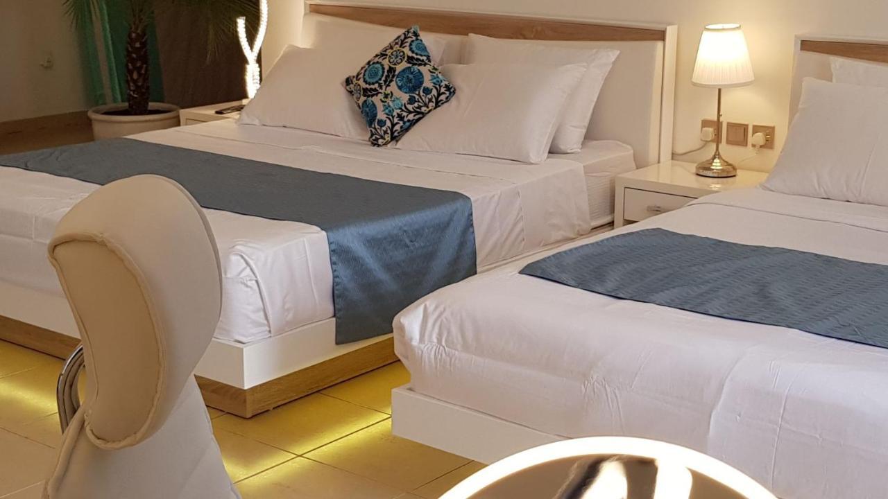 Jbr Penthouse With Terrace Pool Apartamento Dubai Exterior foto