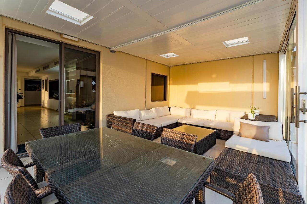 Jbr Penthouse With Terrace Pool Apartamento Dubai Exterior foto