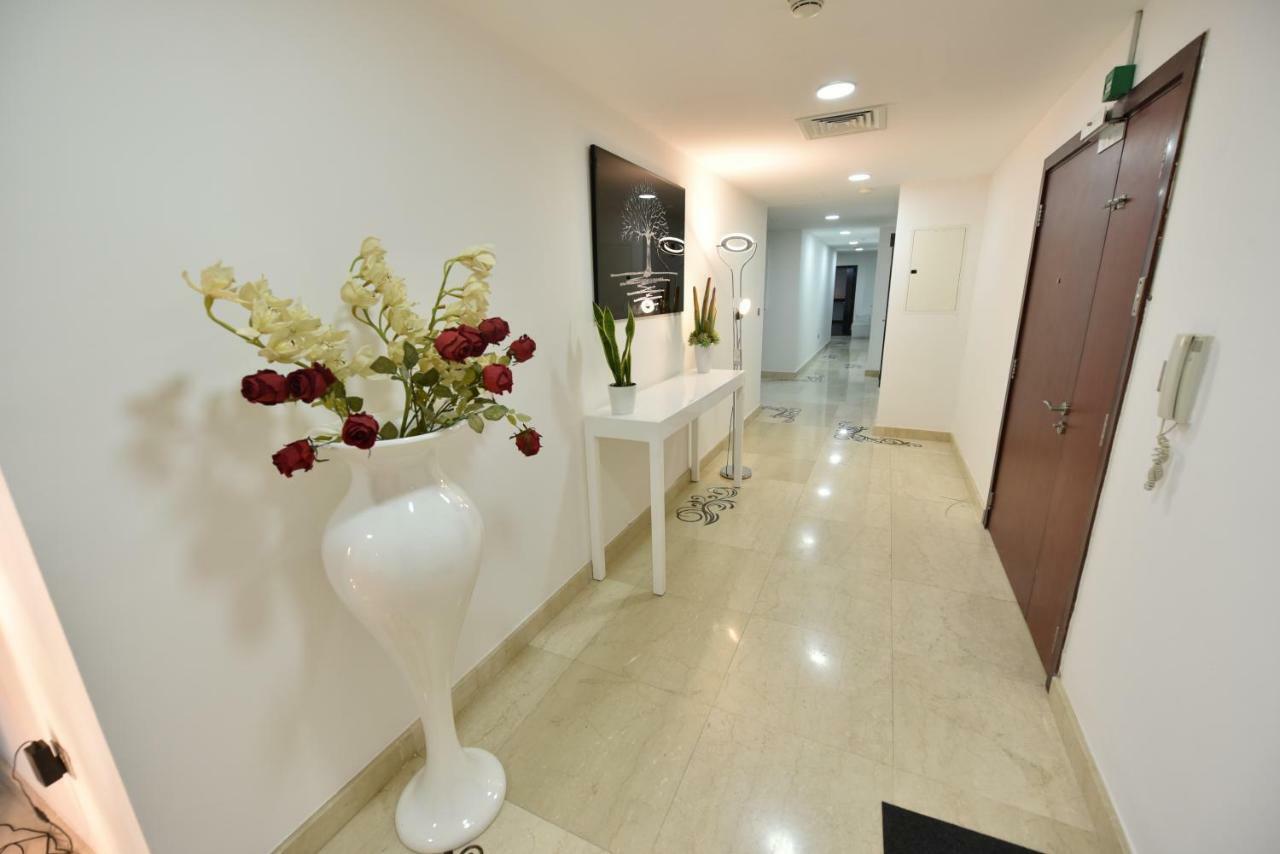 Jbr Penthouse With Terrace Pool Apartamento Dubai Exterior foto